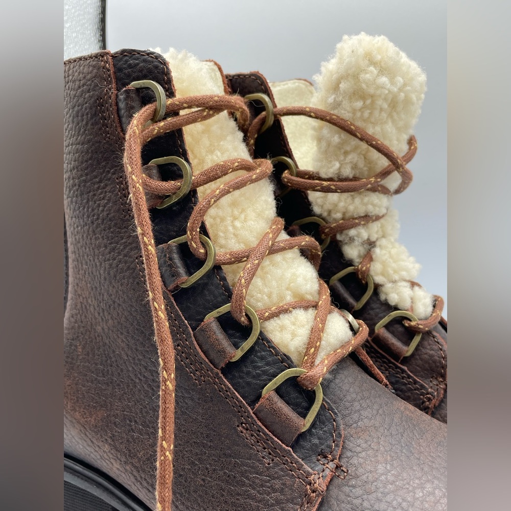 Sorel Phoenix Lace Up Cozy Burro Waterproof Leather Boots NWOT New Size 7.5